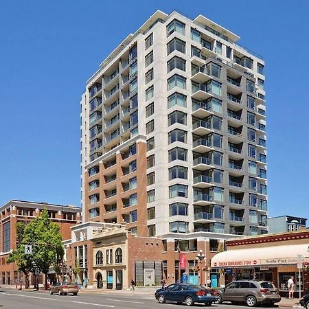 Modern 2 Bedroom Ocean Views Victoria Downtown Free Parking Buitenkant foto